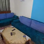 Sunny Cozy Room In Center Of Downtown